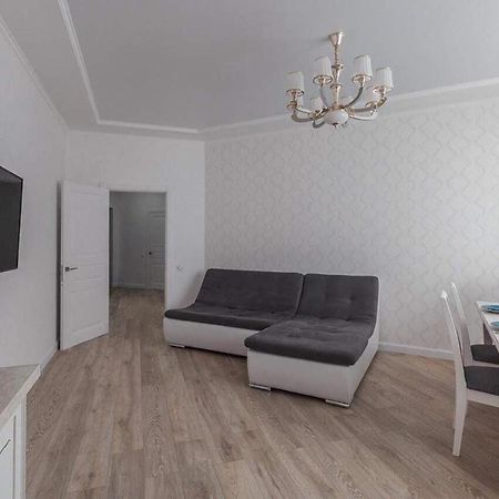 2-Nd Pearl 2-Bedrooms Apartment Odesa Exterior photo